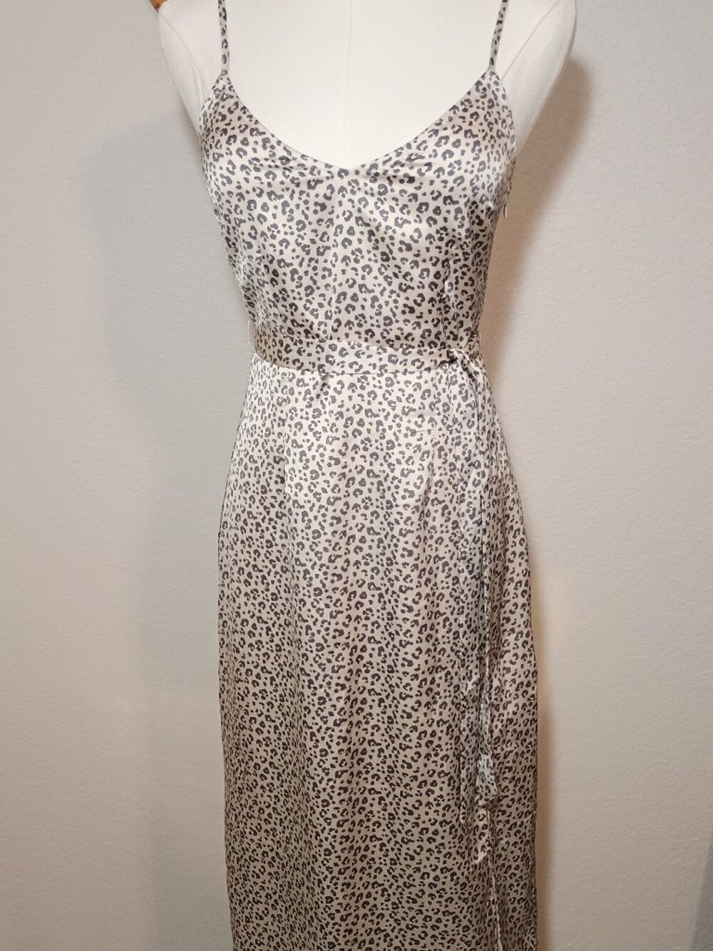 Abercrombie & Finch Leopard Print Midi Satin Slip Slinky Dress Women's Size XS